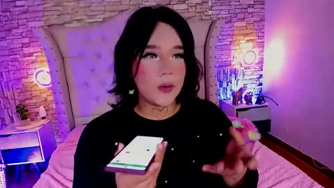 Snapshot of isa_queen_ts chatting on 10-21-25, 06:03 isa_queen_ts online show from 10-21-25, 06:03