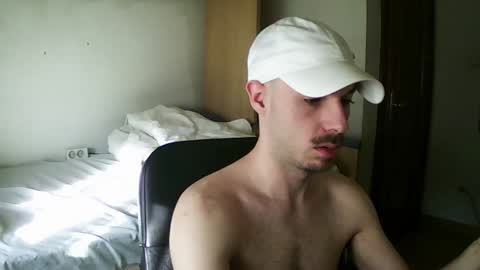 Snapshot of isaac99c chatting on 01-19-25, 09:55 Isaac99c online show from 01-19-25, 09:55