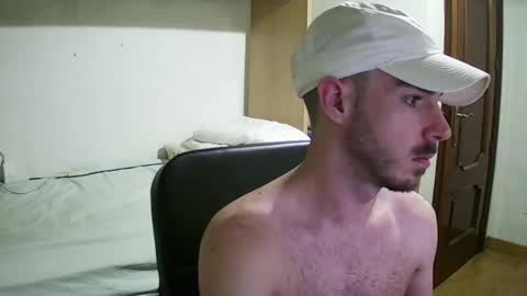 Snapshot of isaac99c chatting on 01-26-25, 06:16 Isaac99c online show from 01-26-25, 06:16