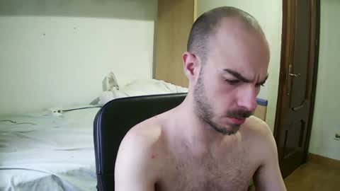 Snapshot of isaac99c chatting on 01-29-25, 02:10 Isaac99c online show from 01-29-25, 02:10