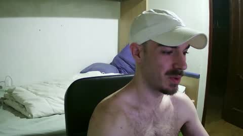 Snapshot of isaac99c chatting on 02-09-25, 02:06 Isaac99c online show from 02-09-25, 02:06