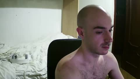 Snapshot of isaac99c chatting on 02-16-25, 10:10 Isaac99c online show from 02-16-25, 10:10