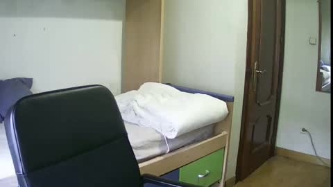 Snapshot of isaac99c chatting on 03-07-25, 03:39 Isaac99c online show from 03-07-25, 03:39