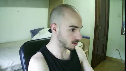 Snapshot of isaac99c chatting on 03-08-25, 02:40 Isaac99c online show from 03-08-25, 02:40