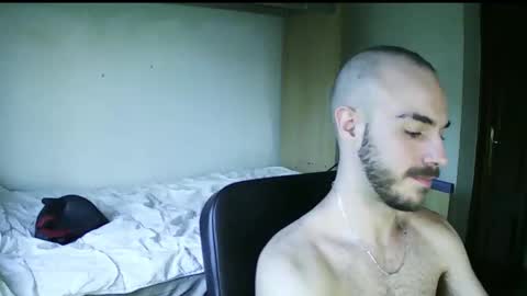 Snapshot of isaac99c chatting on 09-11-25, 06:19 Isaac99c online show from 09-11-25, 06:19