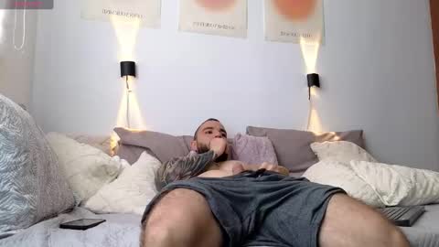 Isaac carter online show from 03-12-25, 01:51