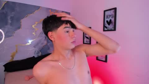 Snapshot of isaac_kurtt chatting on 11-25-25, 08:09 Isaac Kurtt online show from 11-25-25, 08:09