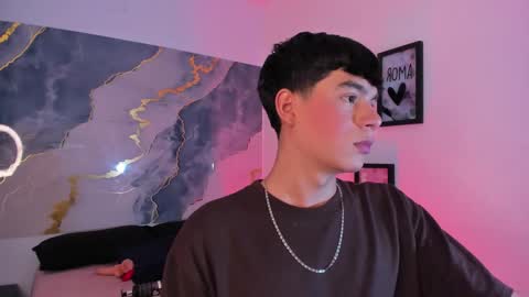 Snapshot of isaac_kurtt chatting on 12-02-25, 07:31 Isaac Kurtt online show from 12-02-25, 07:31