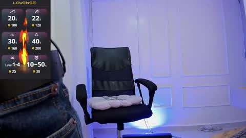 isaac online show from 11-17-25, 08:25