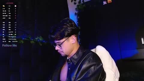 Snapshot of isaac_saenz chatting on 12-20-24, 12:52 Isaac Saenz. online show from 12-20-24, 12:52