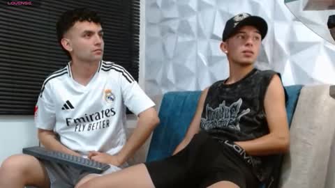 Isaac tan online show from 12-14-25, 03:12