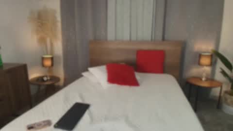 Snapshot of isaacoleman chatting on 10-16-25, 10:11 Isaa Coleman online show from 10-16-25, 10:11