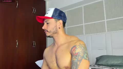 Snapshot of isaacs11 chatting on 07-14-26, 12:44 Isaac Surez online show from 07-14-26, 12:44