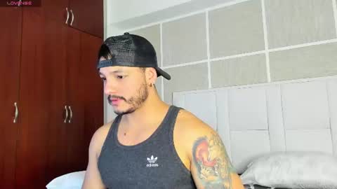 Snapshot of isaacs11 chatting on 07-20-26, 04:20 Isaac Surez online show from 07-20-26, 04:20
