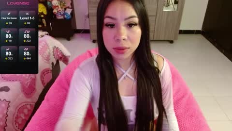 Snapshot of isabeella_24 chatting on 01-19-25, 05:28 Isabella online show from 01-19-25, 05:28
