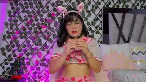 Isa online show from 11-30-25, 06:12