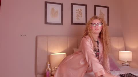 isabela__x online show from 07-16-26, 11:38