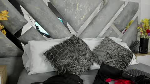 Mommy Isa online show from 04-01-26, 06:03