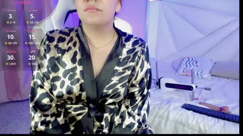 Snapshot of isabela_saenzz chatting on 09-26-25, 06:06 I S A B E L A ISA  online show from 09-26-25, 06:06