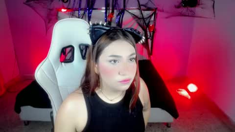 Snapshot of isabela_saenzz chatting on 10-25-25, 03:58 I S A B E L A ISA  online show from 10-25-25, 03:58