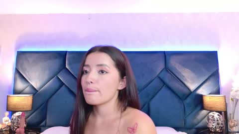 Snapshot of isabelacampbell_ chatting on 05-27-26, 01:57 IsabelaCampbell online show from 05-27-26, 01:57