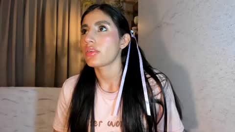 isabelastefano online show from 07-17-26, 03:24