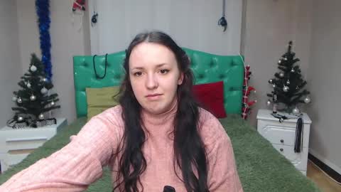 Snapshot of isabelblackberry chatting on 12-29-24, 12:45 IsabelBlackberry online show from 12-29-24, 12:45