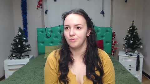 Snapshot of isabelblackberry chatting on 01-06-25, 06:03 IsabelBlackberry online show from 01-06-25, 06:03