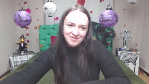 Snapshot of isabelblackberry chatting on 10-25-25, 05:15 IsabelBlackberry online show from 10-25-25, 05:15