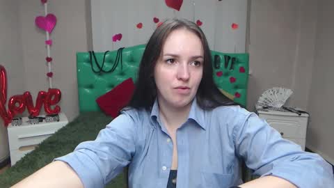 IsabelBlackberry online show from 11-24-25, 06:24