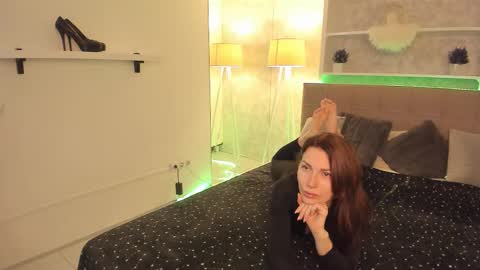 IsabelKiss online show from 11-10-25, 06:56