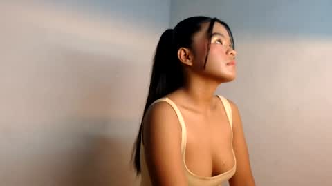 Snapshot of isabell2207 chatting on 06-20-26, 08:00 Isabell online show from 06-20-26, 08:00