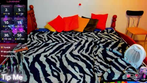 Ella online show from 11-22-25, 07:18