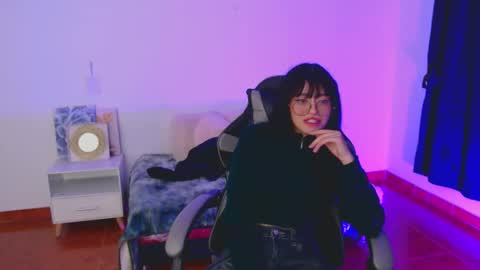 Snapshot of isabella__777 chatting on 12-05-25, 06:00 isabella__777 online show from 12-05-25, 06:00