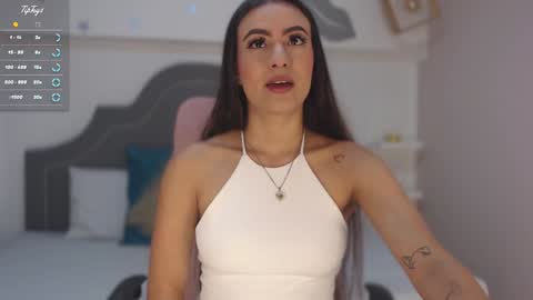 Isa  online show from 01-14-25, 03:57