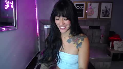 Snapshot of isabella_collen_v chatting on 02-27-25, 03:48 Hi Stream 800am to 200pm online show from 02-27-25, 03:48