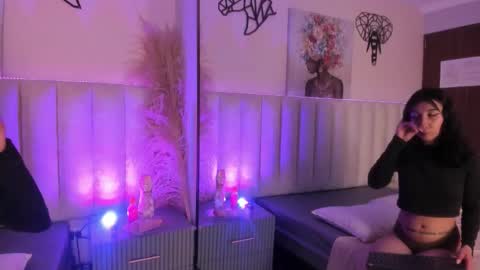 Snapshot of isabella_crofts chatting on 11-08-25, 04:12 isabella_crofts online show from 11-08-25, 04:12