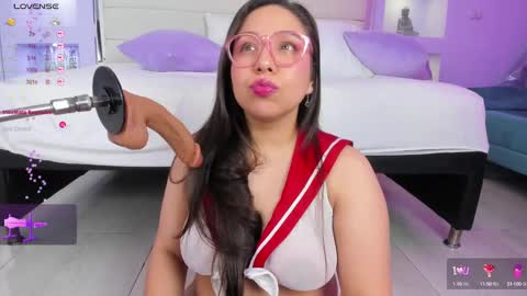 Snapshot of isabella_daniell chatting on 02-12-25, 03:29 Isa online show from 02-12-25, 03:29