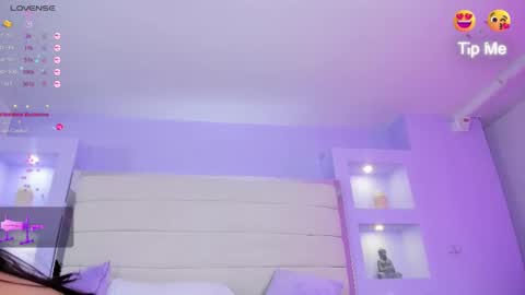 Snapshot of isabella_daniell chatting on 03-09-25, 10:08 Isa online show from 03-09-25, 10:08