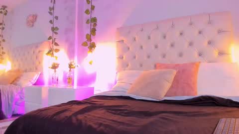 Snapshot of isabella_flowerss chatting on 02-09-25, 11:04 online show from 02-09-25, 11:04
