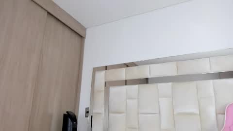 Snapshot of isabella_gomez11 chatting on 02-02-25, 05:48 isabella_gomez11 online show from 02-02-25, 05:48