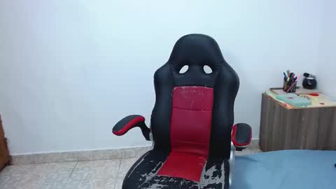  estefania online show from 02-18-25, 09:43