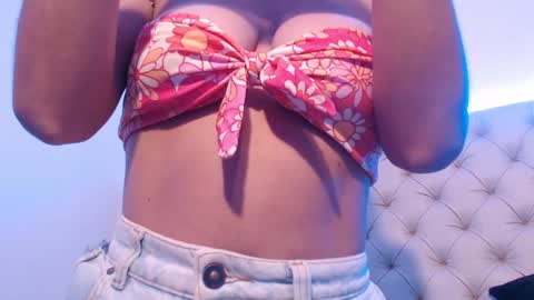 Snapshot of isabella_jazz chatting on 01-07-25, 09:03 isabella_jazz online show from 01-07-25, 09:03