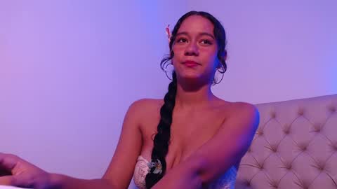 Snapshot of isabella_jazz chatting on 01-23-25, 11:05 isabella_jazz online show from 01-23-25, 11:05