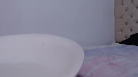 Snapshot of isabella_jazz chatting on 03-08-25, 05:43 isabella_jazz online show from 03-08-25, 05:43