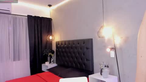 Isabella Nowa online show from 03-13-26, 11:50