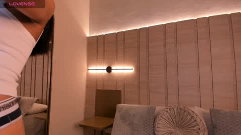 Snapshot of isabella_roberts13 chatting on 09-11-25, 07:47 isa online show from 09-11-25, 07:47