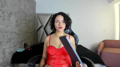 isabella_rosssi1 online show from 09-30-25, 03:55