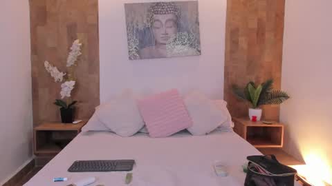 Snapshot of isabella_winkler chatting on 06-13-26, 10:57 isabella_winkler online show from 06-13-26, 10:57