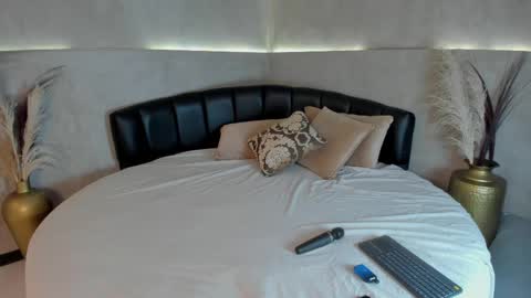 isabellaa_palacios online show from 09-24-25, 03:15